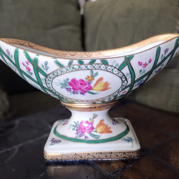 Vintage Floral Gold-Trimmed Footed Oblong Bowl - Picture 2 of 16